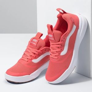 Vans Ultrarange coral sneakers women’s 7.5